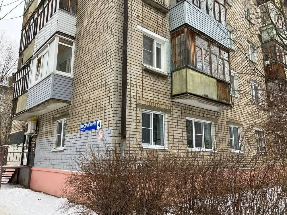 В Ярославле из-за прорыва газовой колонки затопило подъезд