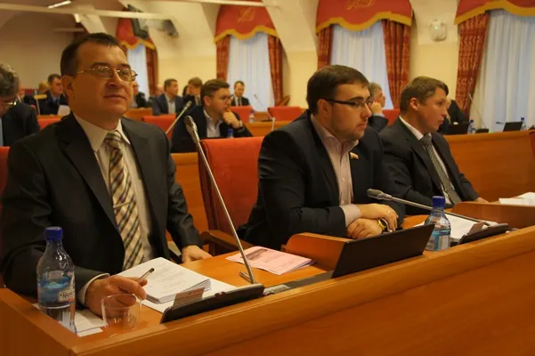 С 1 января оплату школьных завтраков за учеников 1-4 классов разделят между родителями и областным бюджетом