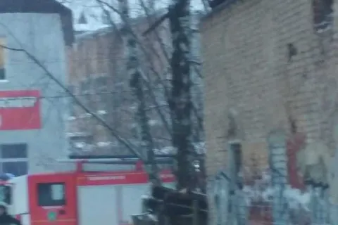 В Ярославле обрушилась кровля и стена дома