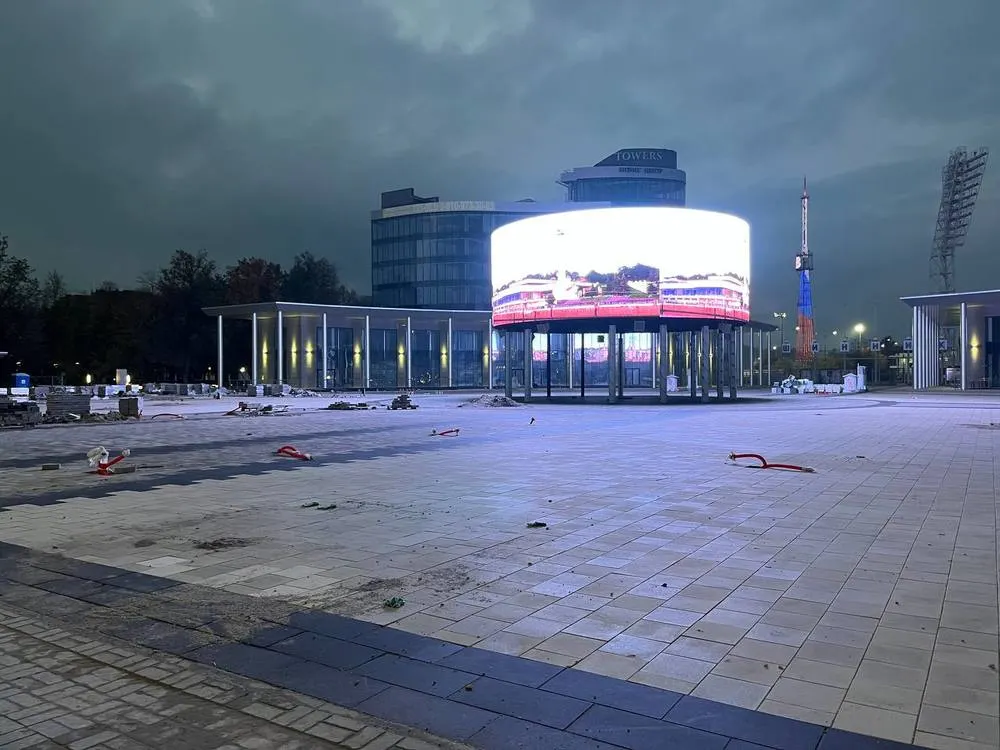 «Задолбал орать»: в Ярославле исправили настройки медиаэкрана