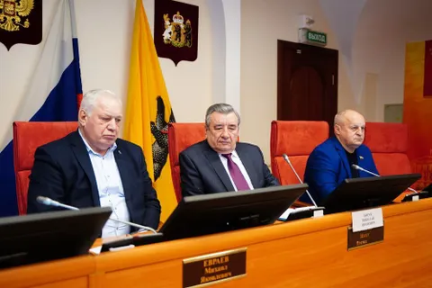 В Ярославской областной Думе обсудили качество проектов благоустройства