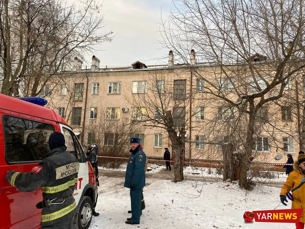 Пострадавший при взрыве дома в Ярославле находится в реанимации