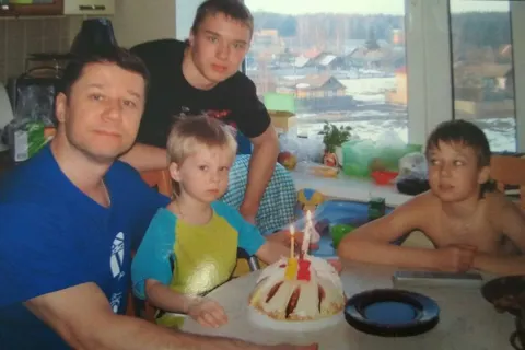 Защищал семью: в Ярославле держат в тюрьме президента Федерации самбо