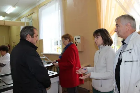 Депутаты муниципалитета посетили школы Кировского района Ярославля
