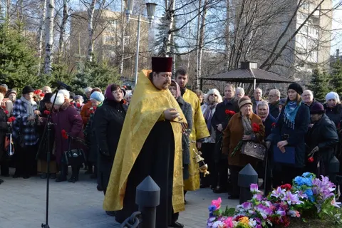 В Ярославле прошел митинг в память жертв политических репрессий. Фоторепортаж