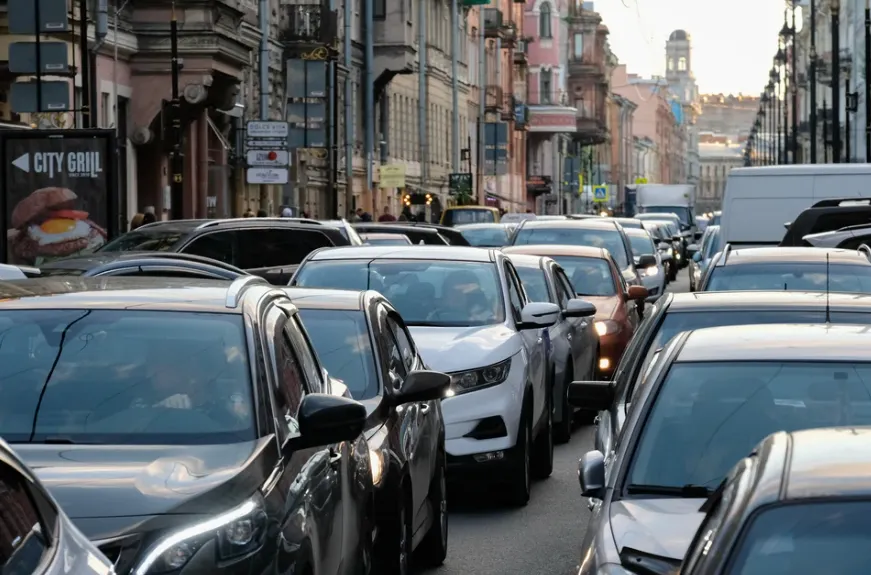 В Петербурге за год зафиксировали 7,7 миллионов нарушений ПДД