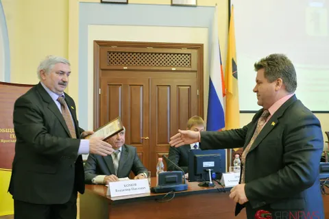 Александр Русаков был выбран представителем Ярославской области в Общественной палате РФ. Фоторепортаж