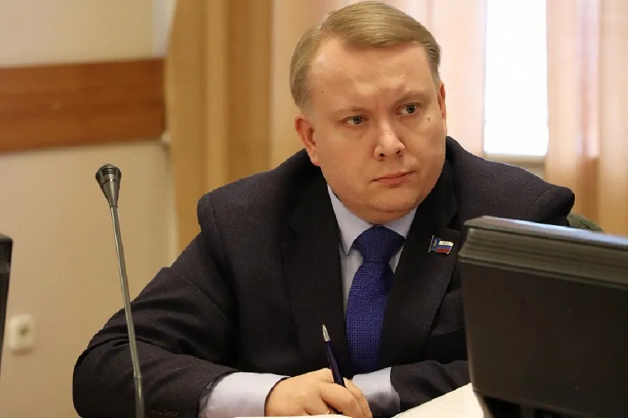 Подозреваемый в мошенничестве ярославский депутат прокомментировал свое уголовное дело