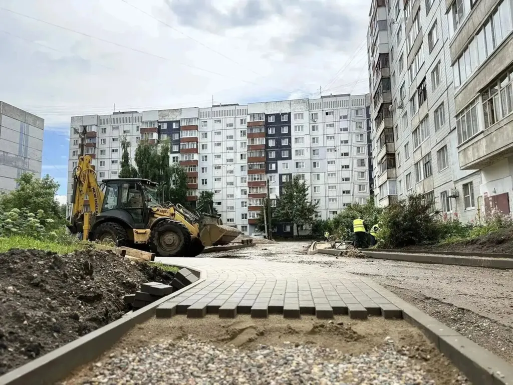 В Ярославской области продолжается благоустройство дворовых территорий