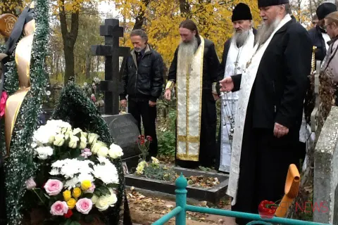 Сегодня похоронили Наталию Жесткову