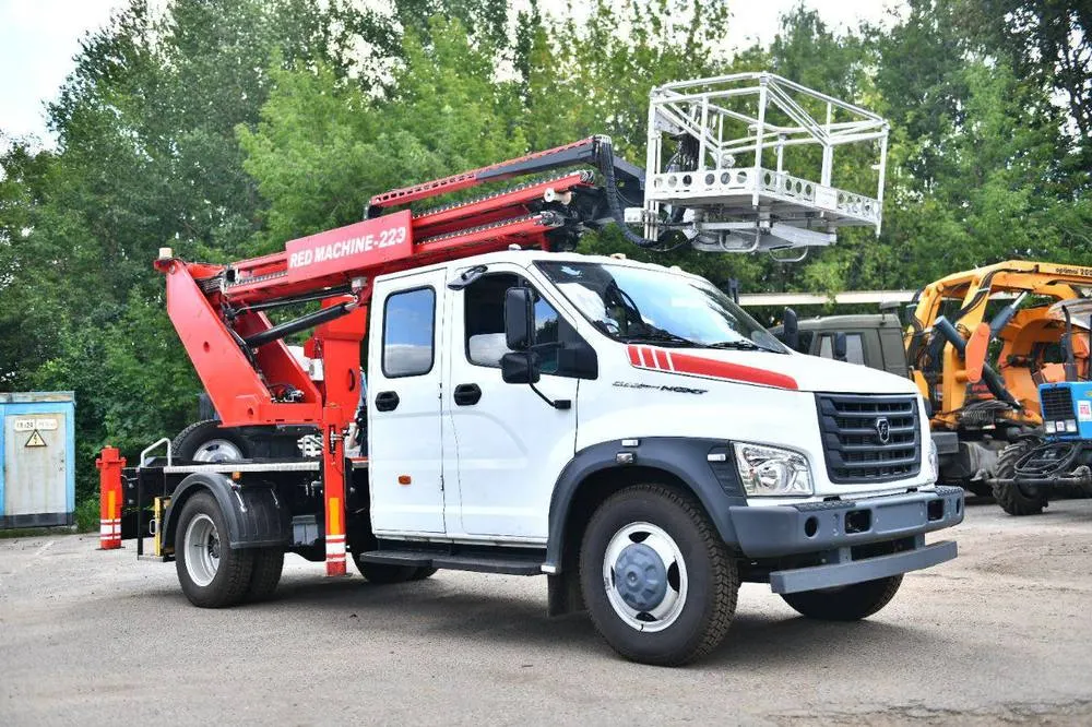 Ярославскому «Горзеленхозу» купили автовышку за 7,5 миллионов