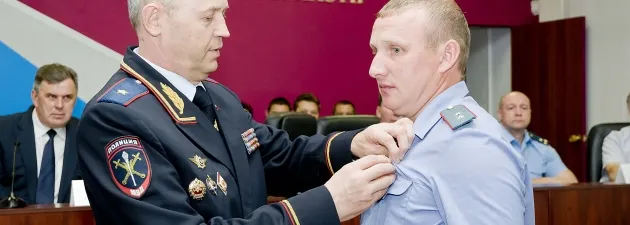 Рыбинские полицейские награждены медалью «За смелость во имя спасения»