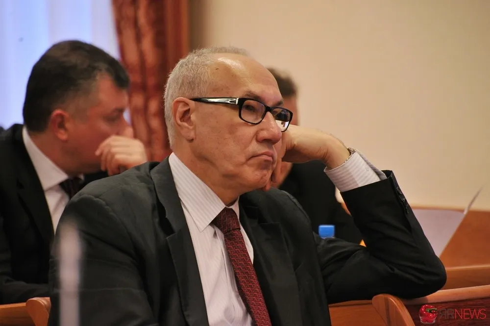 Председатель Контрольно-счетной палаты Ярославской области Анатолий Федоров остается работать
