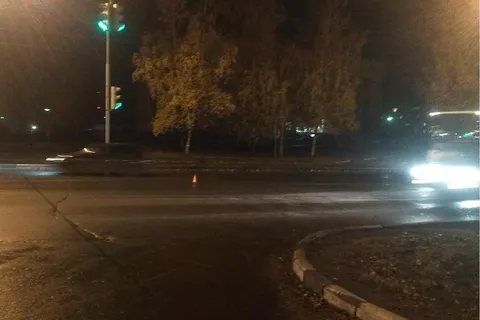 В Ярославской области под колесами автомобиля оказались три человека
