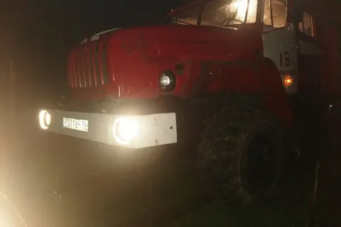 Ночью при пожаре на даче под Ярославлем погибла семья