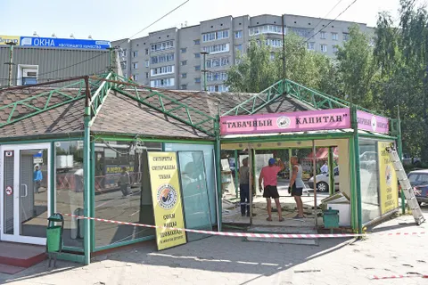 В Ярославле продолжается снос незаконных ларьков