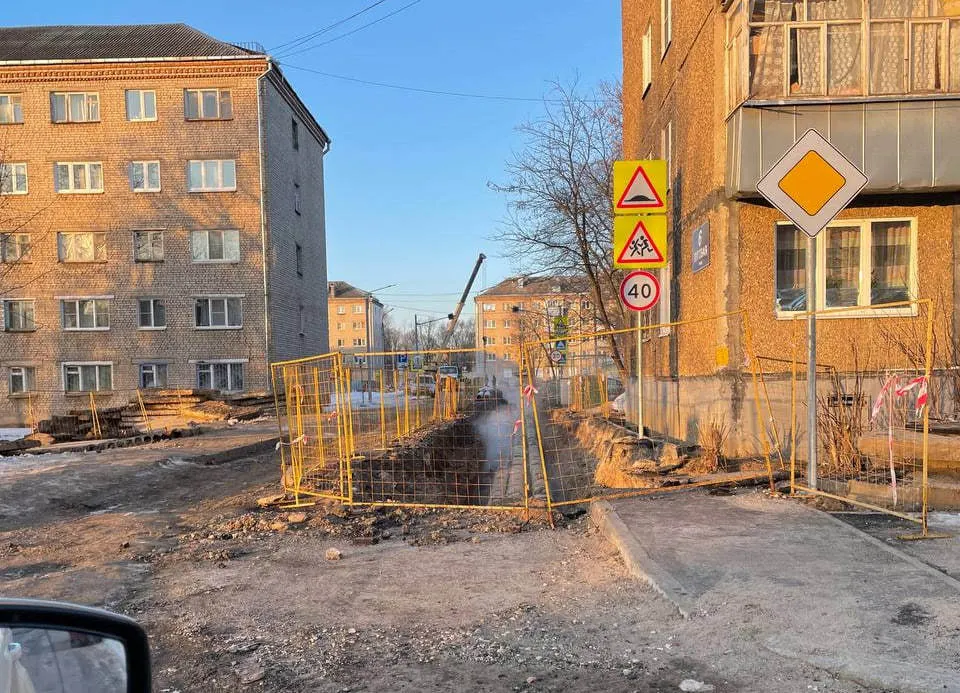 В Рыбинске раскопали только отремонтированную дорогу