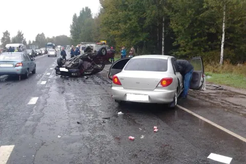 На трассе Москва-Ярославль-Кострома один человек погиб и несколько получили травмы