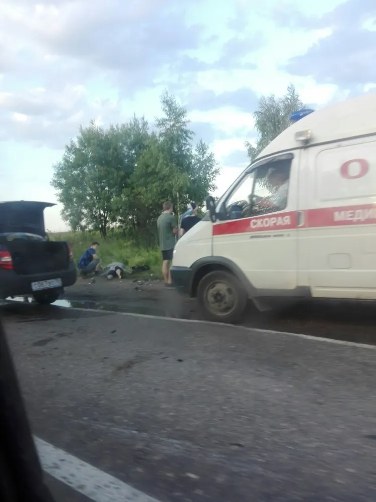В лобовом ДТП в Ярославской области трое пострадавших 