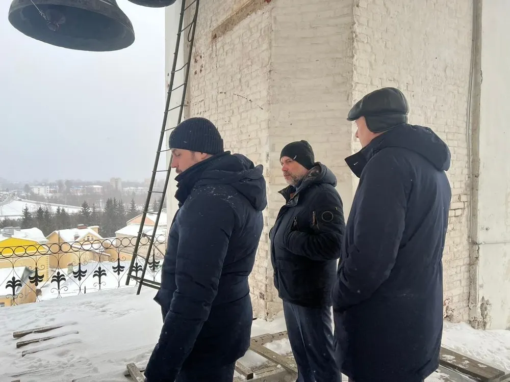 Глава Рыбинска осмотрел пробку в центре города с колокольни