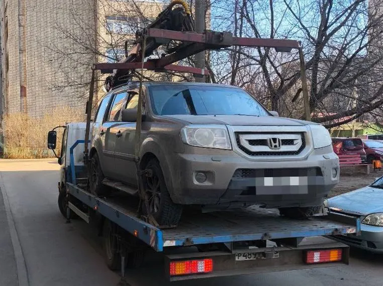 У юриста из Ярославля арестовали машину за неоплаченные штрафы ГИБДД