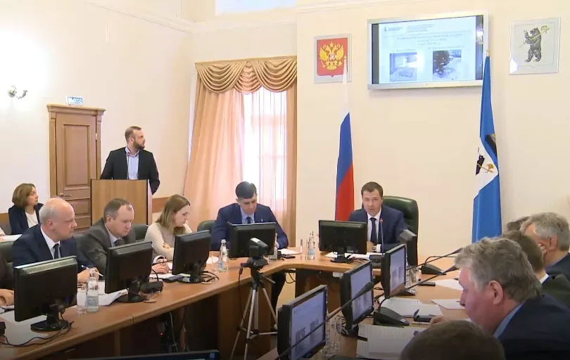 Мэр Ярославля нашел в городе «дизайнерскую яму»