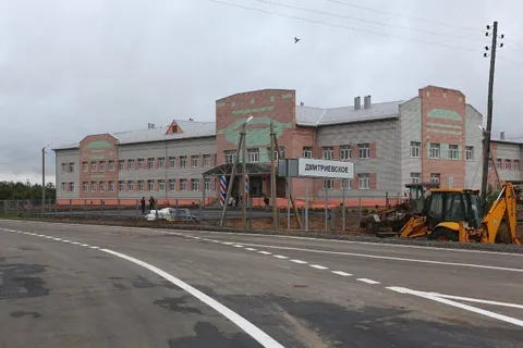 Новый учебный год ребята из села Дмитриевского Даниловского района Ярославской области начали в новой школе