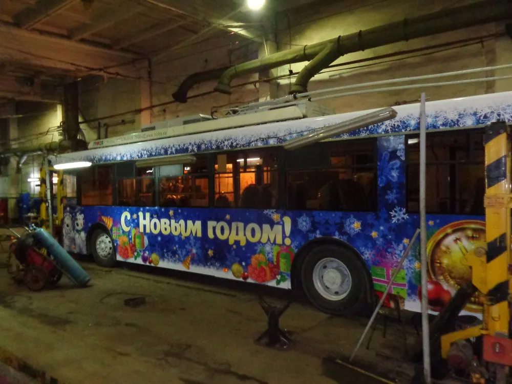 В Ярославле показали новый «волшебный троллейбус»