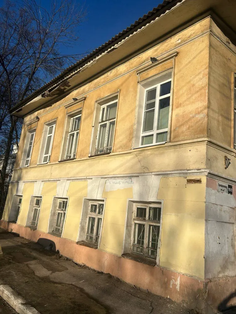 Власти Ярославля предложили жильцам самим возвращать холодную воду в дом