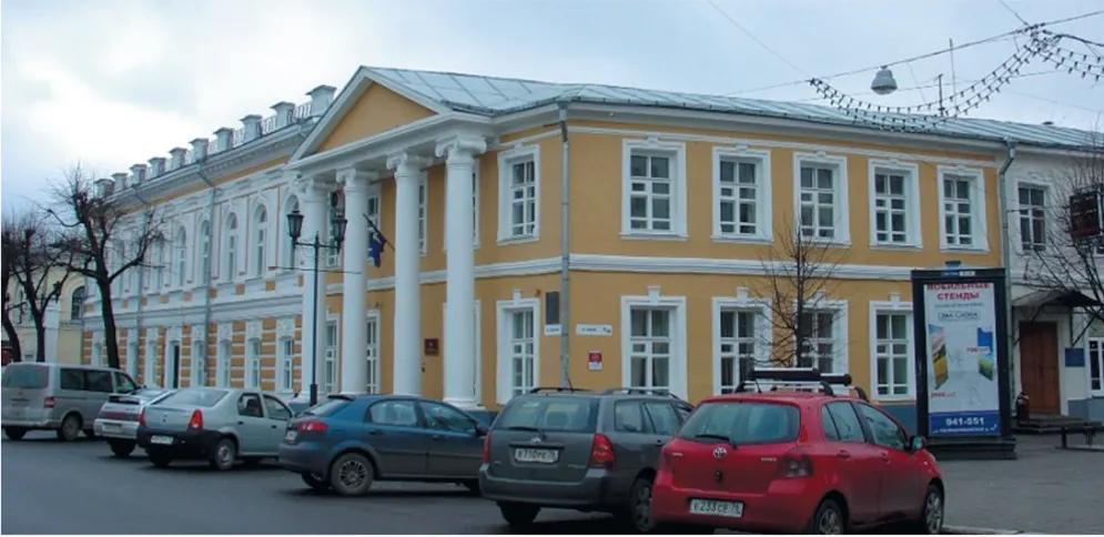 Бывшую гостиницу «Столбы» в центре Ярославля ждет ремонт