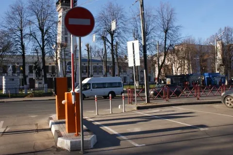В центре Ярославля открываются две платные парковки