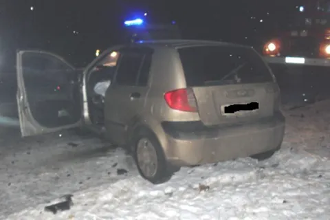 В Первомайском районе столкнулись «Мерседес» и «Хендай»