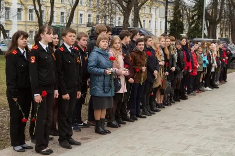 В Ярославль прибыла марш-эстафета «Звезда нашей Великой Победы»