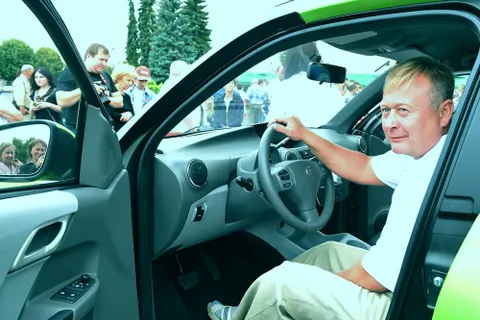 В Ярославле увидели ё-мобиль. С фото и видео