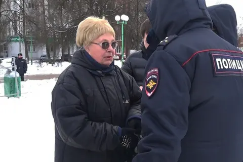 В Ярославле прошел митинг против повышения цен на проезд