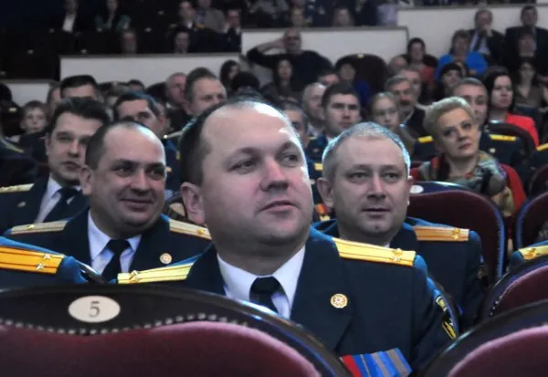 Ярославские спасатели получили к юбилею новый специализированный транспорт