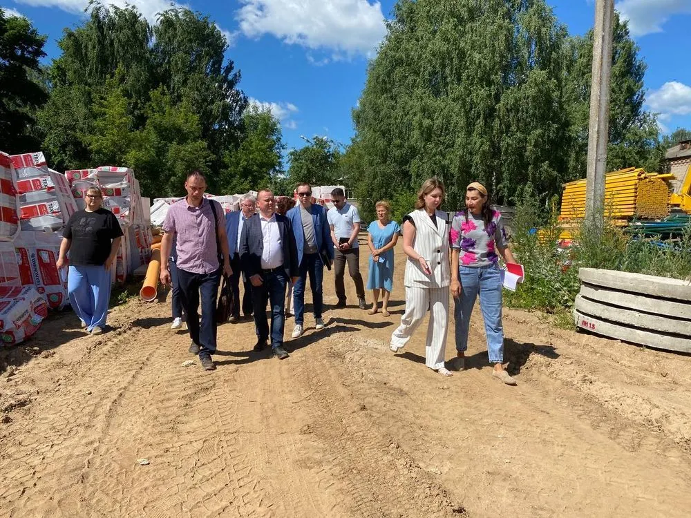 «Единая Россия» запустила очередную акцию «Собери ребенка в школу»