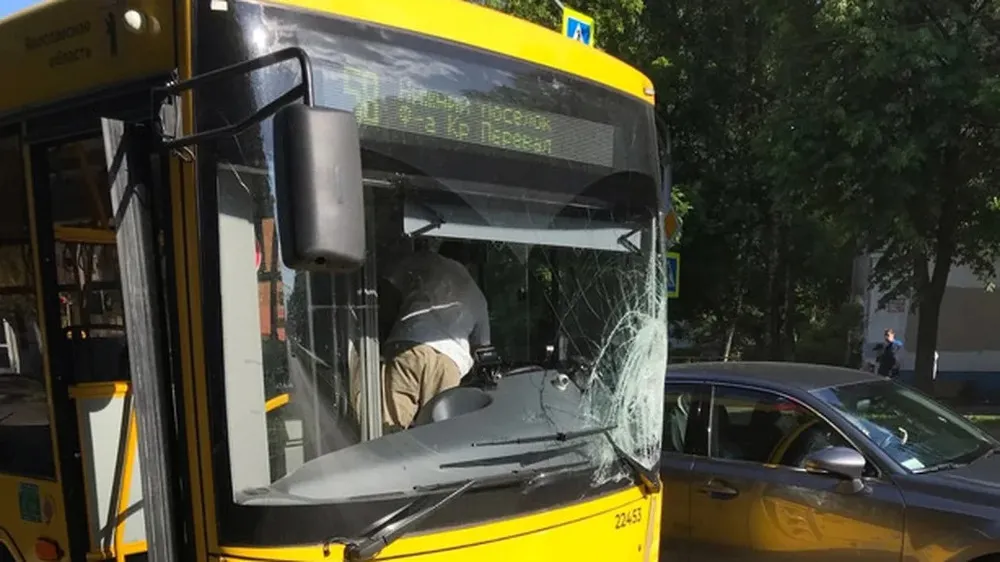 Насмерть сбивший ярославца автобус был рейсовым