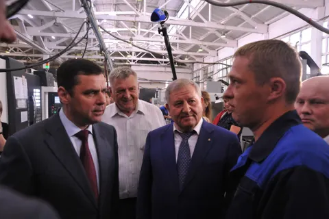 Дмитрий Миронов посетил производства и встретился с общественностью Гаврилов-Ямского района