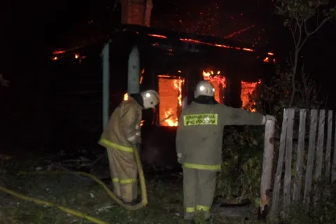 В Ярославской области при пожаре в частном доме погиб ребенок