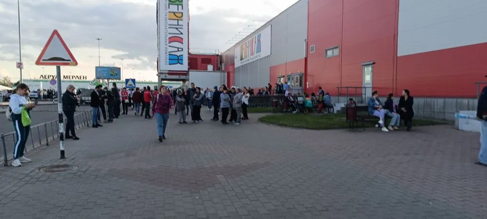 В Ярославле эвакуировали «Вернисаж»