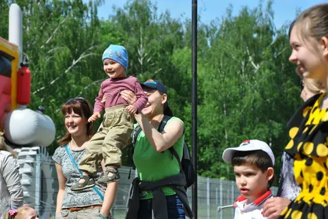 В Ярославле в День защиты детей прошел праздник «Обними ребенка»