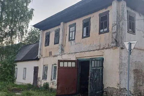 При пожаре в ярославской двухэтажке погибли собака и три кошки