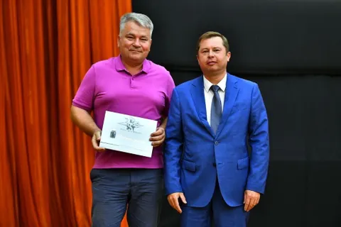 В Ярославле наградили лучших строителей региона