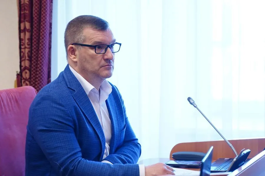 Депутат намерен добиваться ремонта бассейна «Лазурный» и манежа в Ярославле