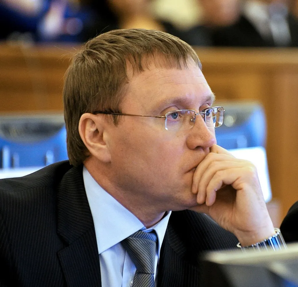 Бывший зам мэра Ярославля Евгений Розанов показания дает, но вину не признает