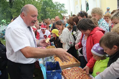 Мышкин поклонился Курицину в пояс