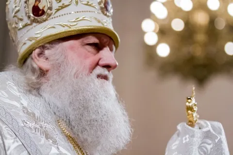 Сергей Ястребов принял участие в пасхальной службе в Успенском кафедральном соборе