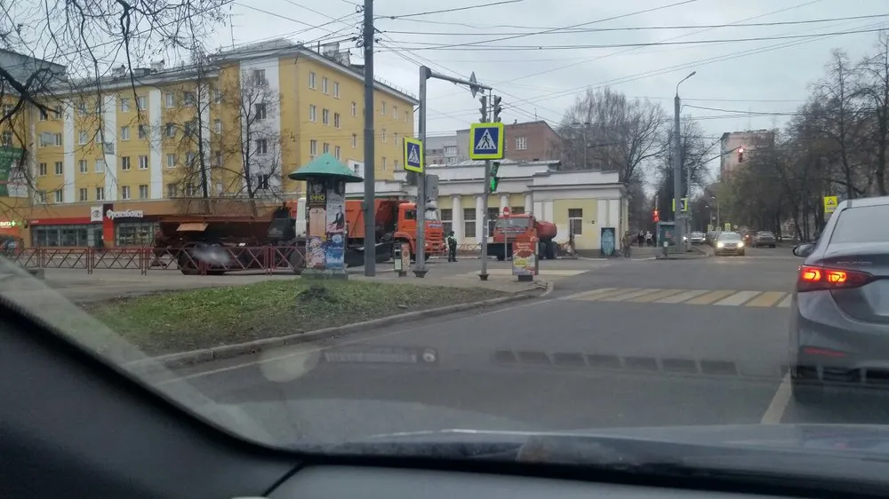 Перекрыли центр Ярославля: где будут пробки