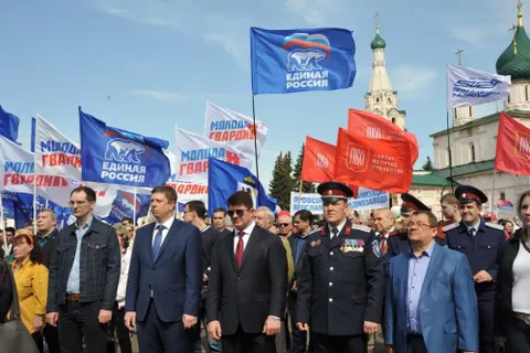 Около семи тысяч ярославцев приняли участие в первомайском шествии